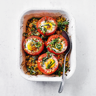 stuffed-tomatoes-with-baked-eggs